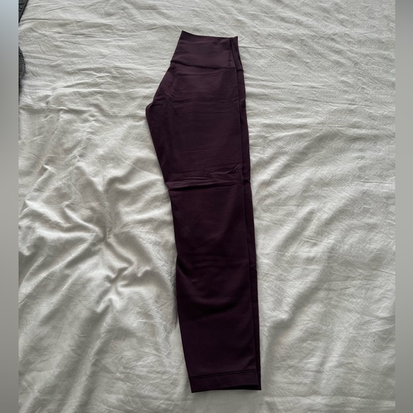 Lulu Lemon Leggings - Picture 2 of 3
